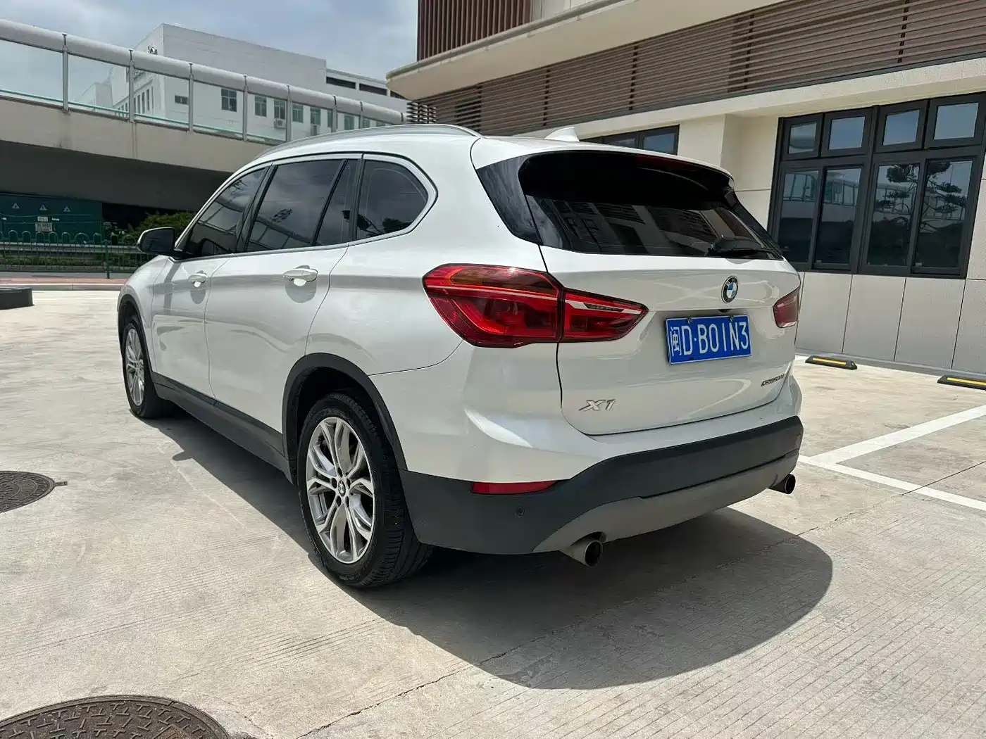 BMW X1 2019 sDrive20Li Leading Model фото 4