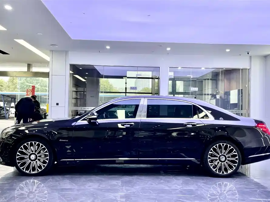 Mercedes-Benz Maybach S-Class 2020 S 450 4MATIC Collector's Edition фото 3