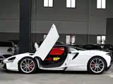 صورة 2 - McLaren Artura