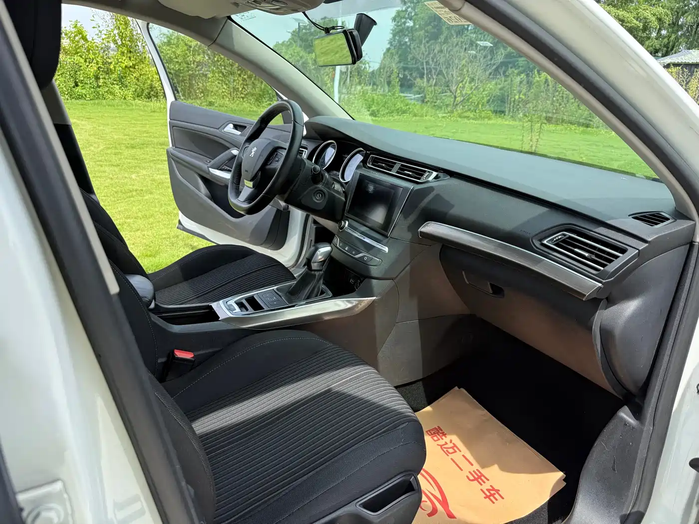Peugeot 408 2018 Facelift 1.8L Automatic Luxury фото 12