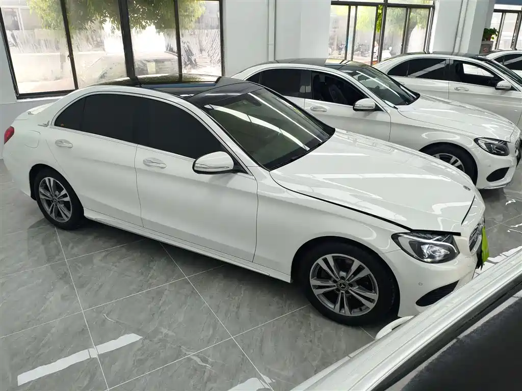 Mercedes-Benz C-Class 2018 C 200 L Sport Edition фото 4
