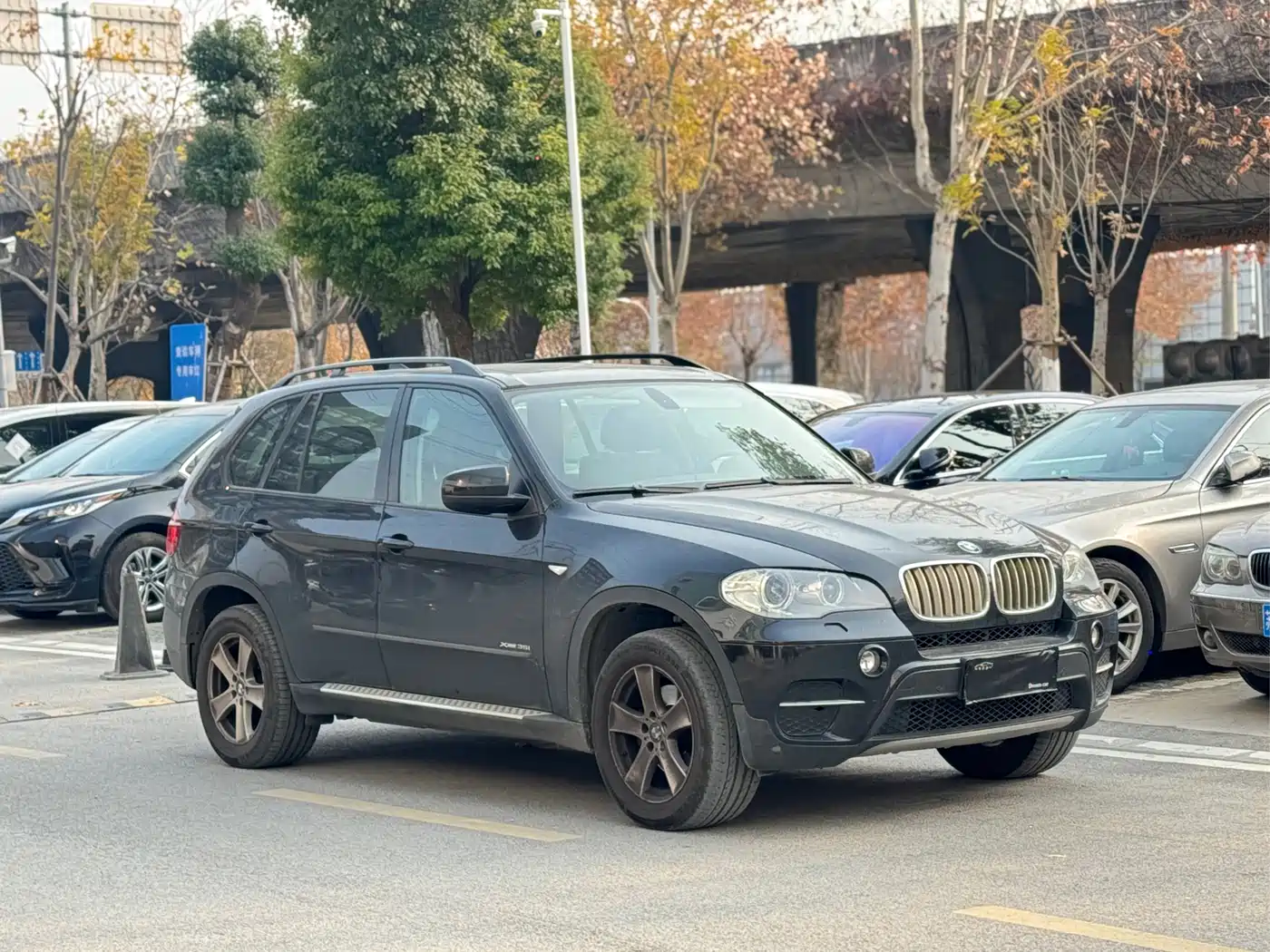 BMW X5 (Import) 2011 xDrive35i Luxury Edition фото 3
