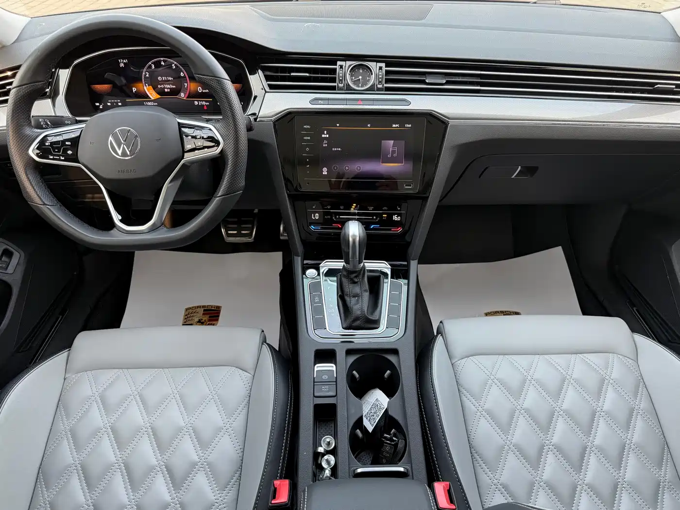 Volkswagen Magotan 2024 2023 2 Million Units Anniversary Edition 330TSI DSG Leading Type