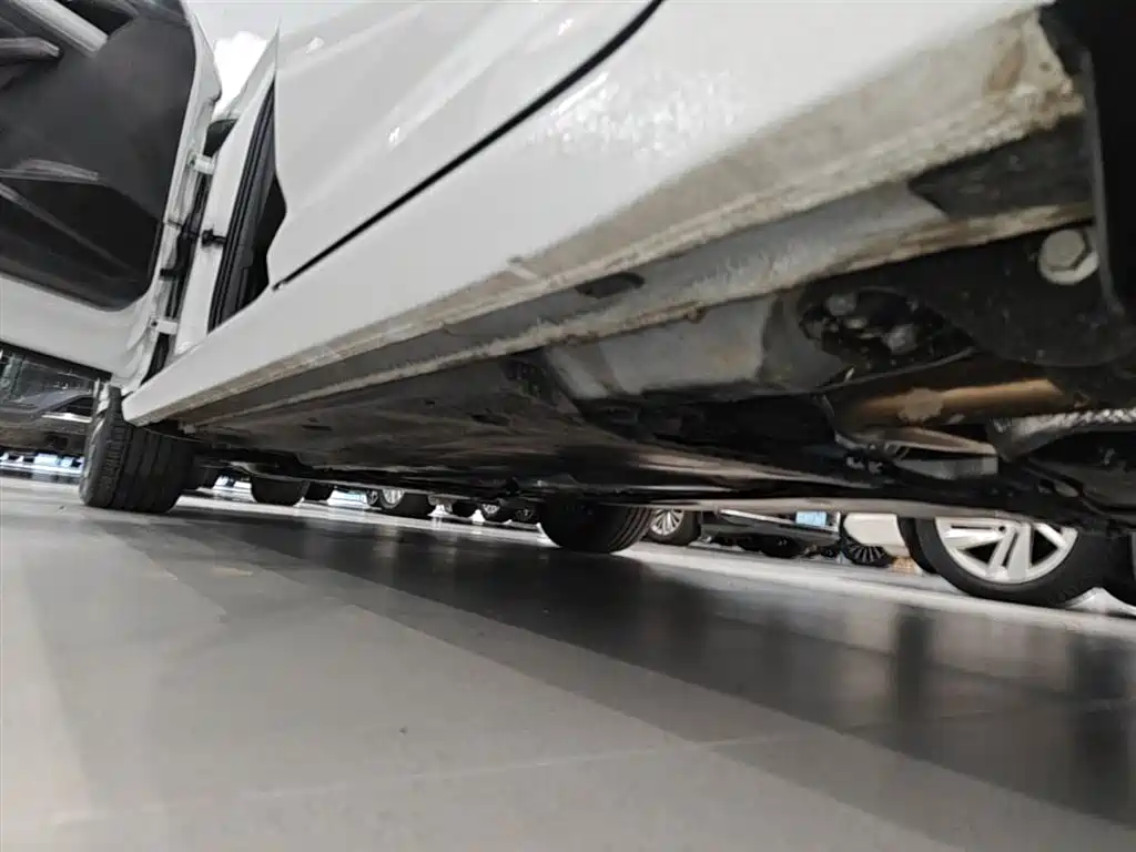 Volkswagen Lavida 2024 Model 300TSI DSG Starlight Leading Edition фото 22