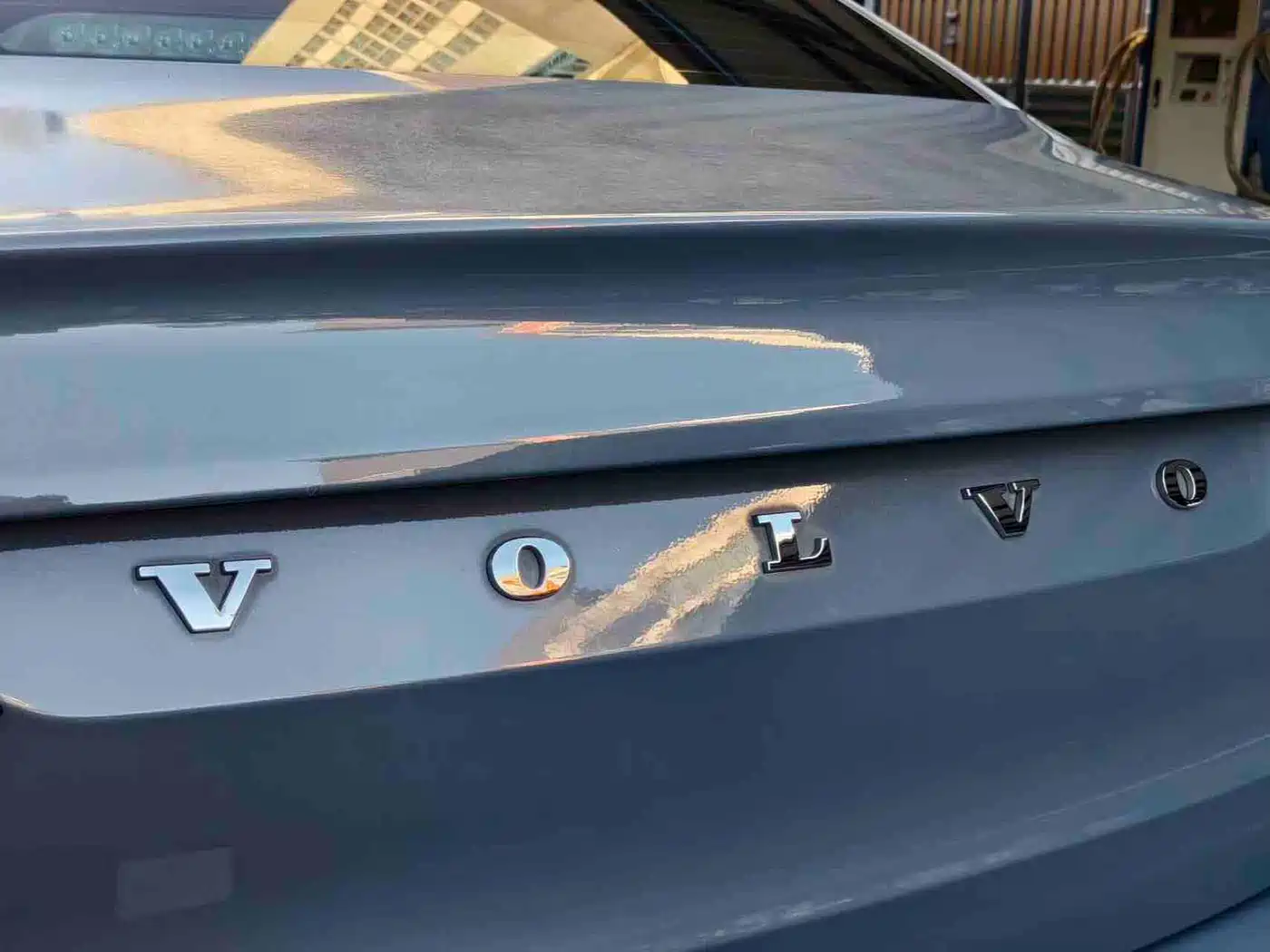 VOLVO S90 PLUG-IN HYBRID