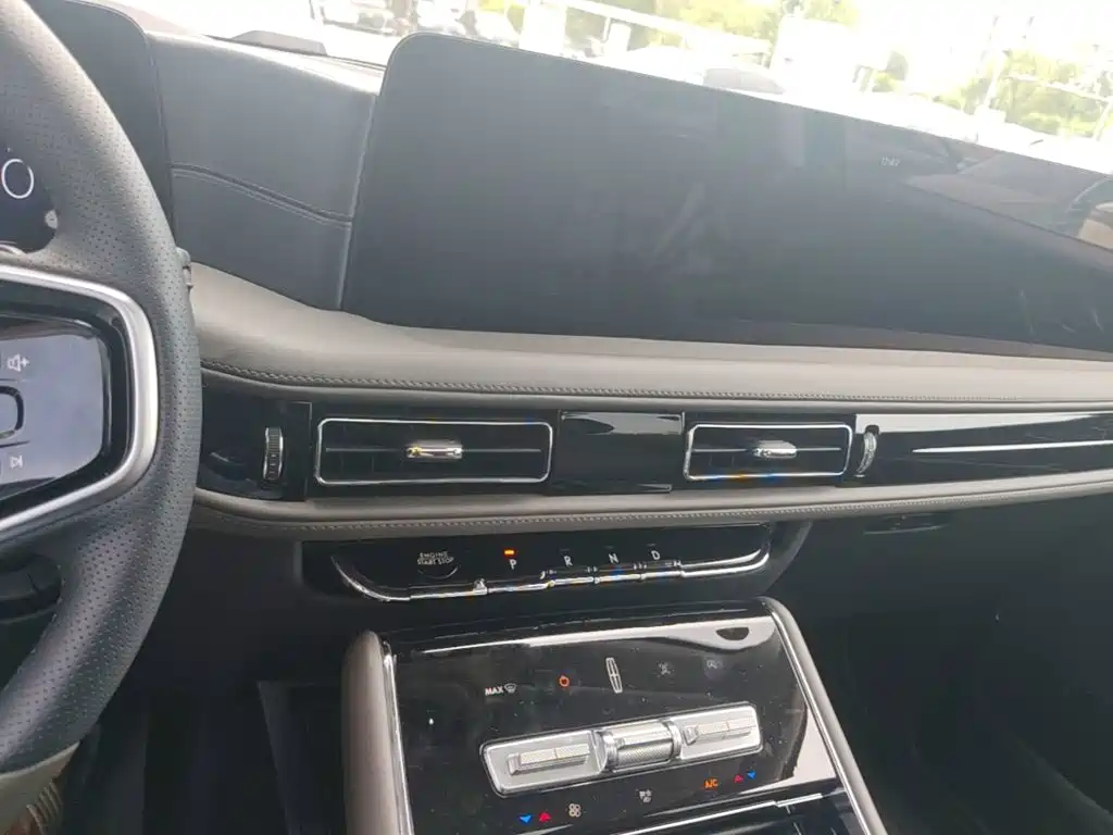 Lincoln Aviator 2025 2024 3.0T V6 AWD Elegance 6-Seater