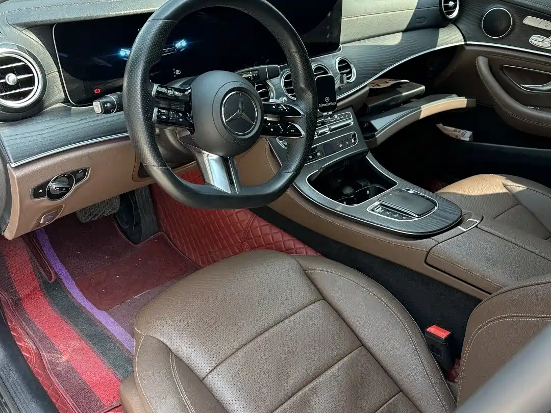 Mercedes-Benz E-Class 2021 E 300 L Sport Fashion фото 4