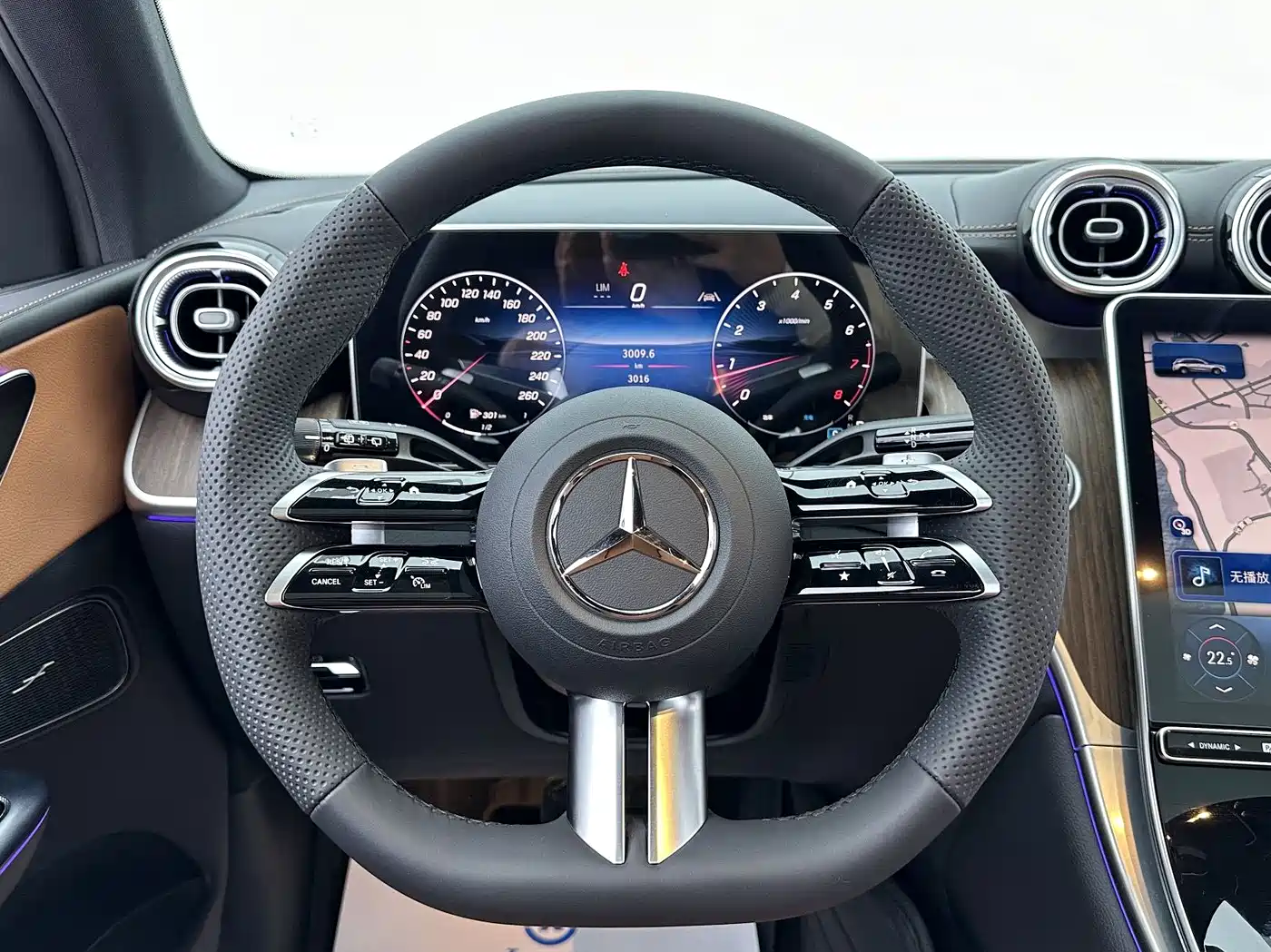 Mercedes-Benz GLC 2024 Facelift GLC 300 L 4MATIC Sport 5-seater фото 9