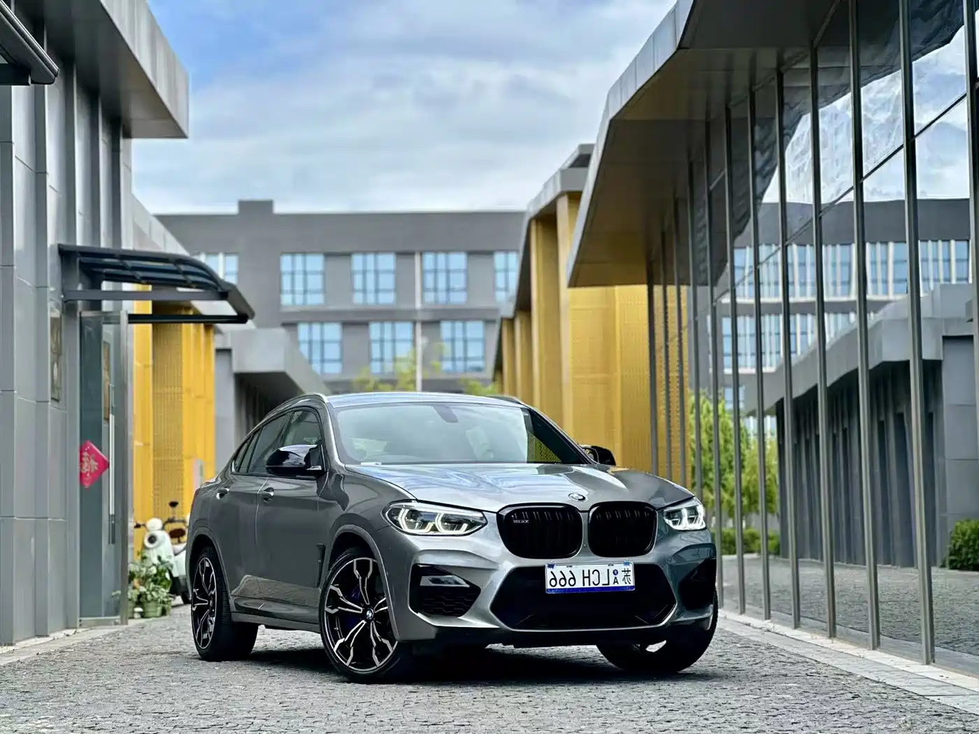 BMW X4 M 2019 X4 M Competition фото 3