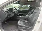 Фото 4 - Ford Taurus