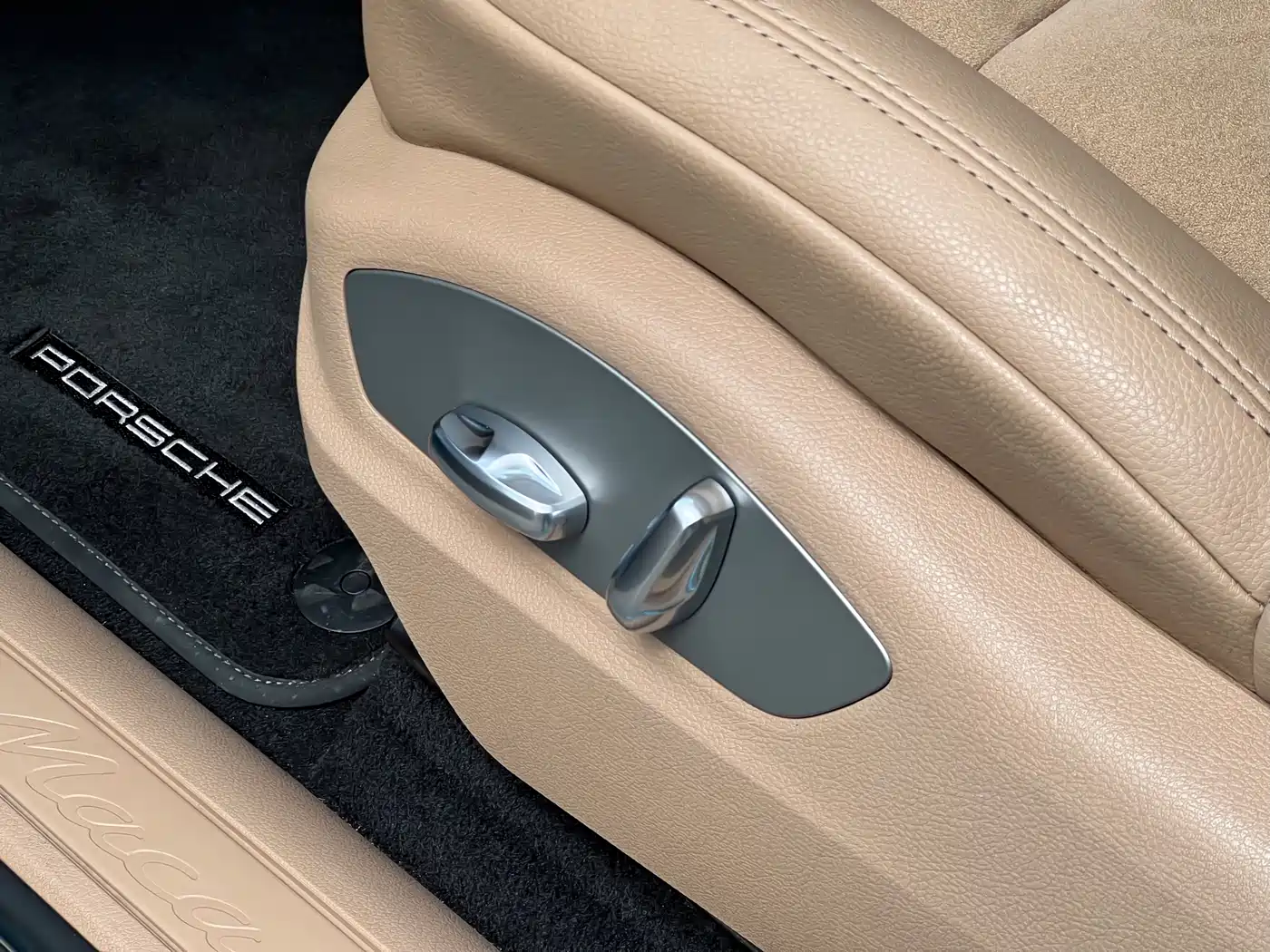 Porsche Macan 2018 Macan 2.0T фото 10