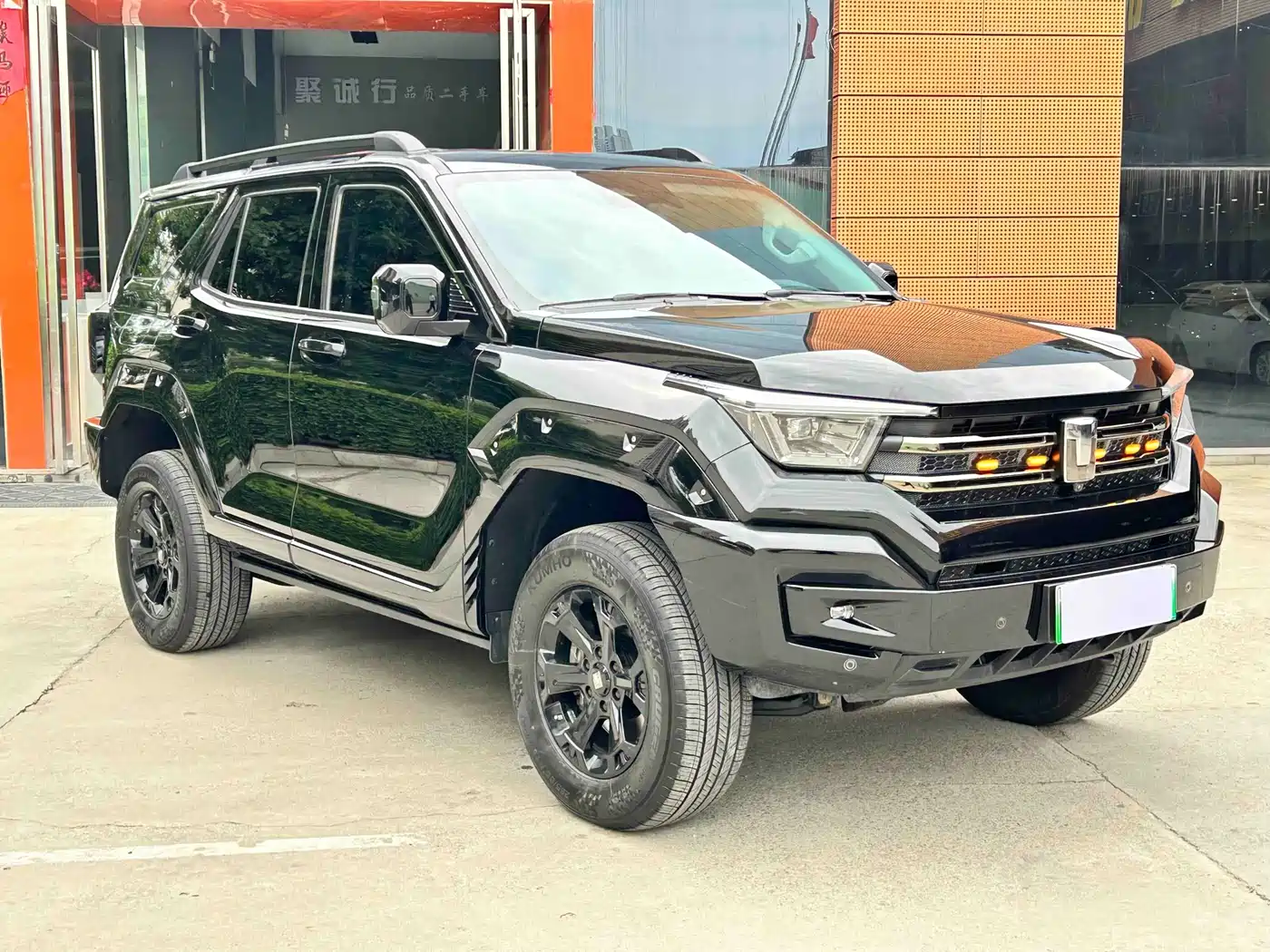 Tank 400 New Energy 2024 Hi4-T Off-Road Edition фото 3