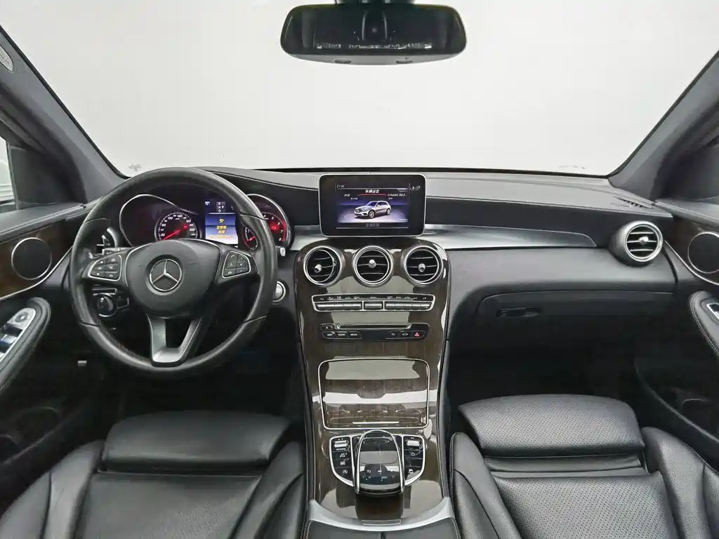 Фото 5 - Mercedes-Benz GLC