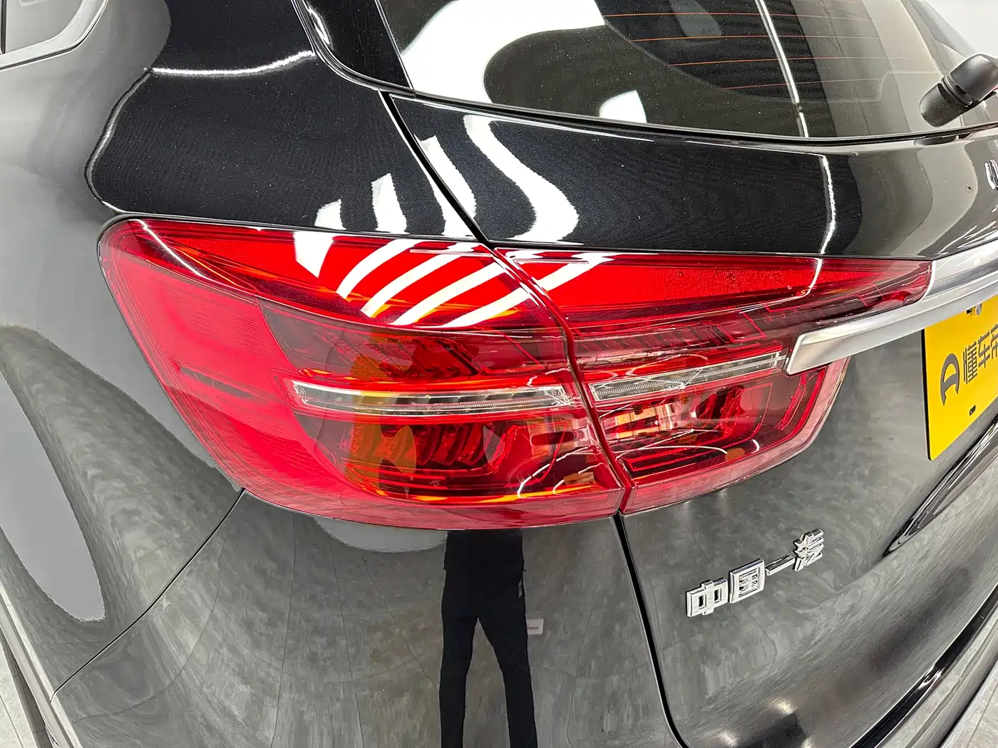 Hongqi HS5 2022 2.0T Smart Connect Premium Edition фото 13