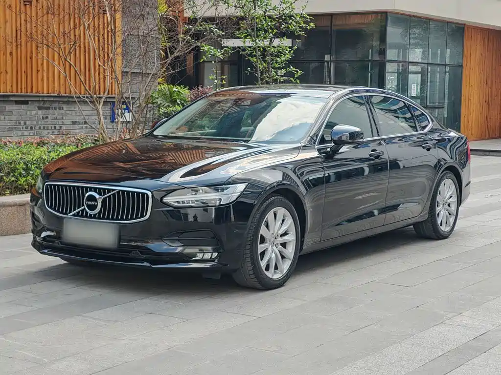 Volvo S90 2018 — пригон из Китая