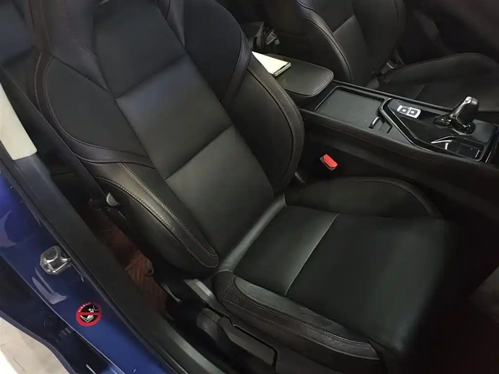 Lynk & Co 02 2018 1.5T DCT 2WD Power Edition China V фото 25