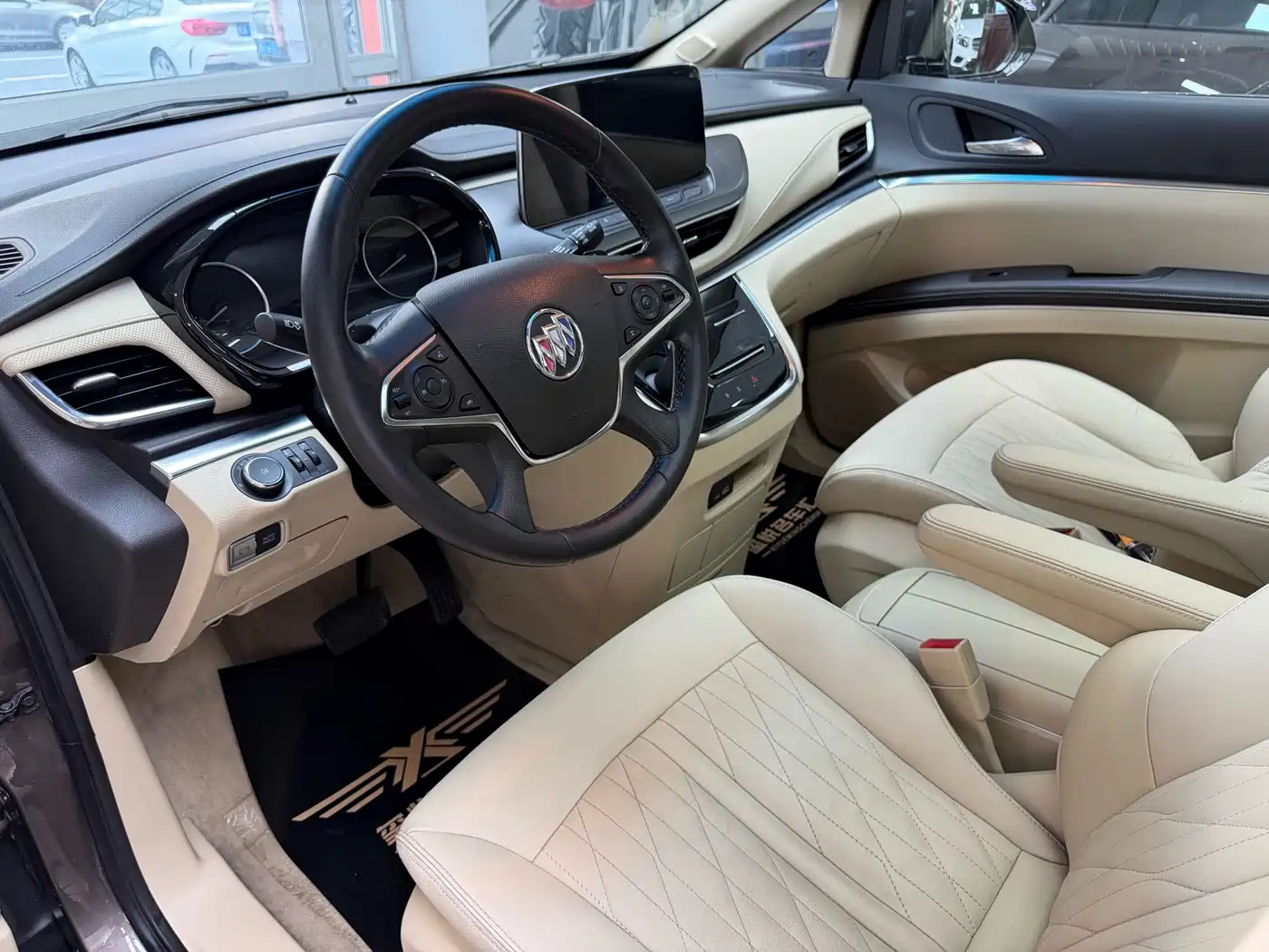 Buick GL8 2022 Land Business Class 652T Luxury фото 32