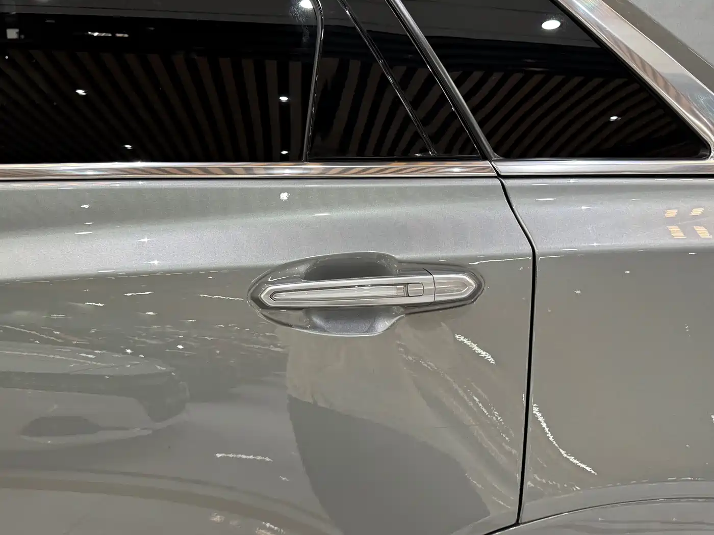 Cadillac XT5 2022 2.0T 2WD Luxury фото 33