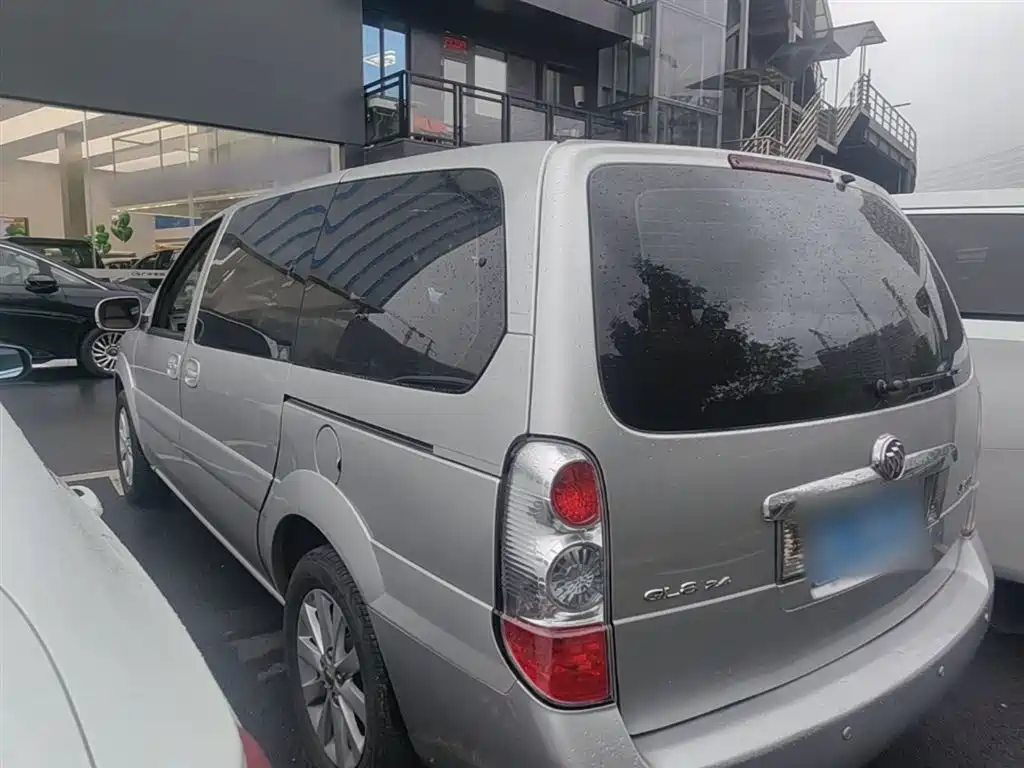 Buick GL8 2014 2.4L Comfort Edition фото 5