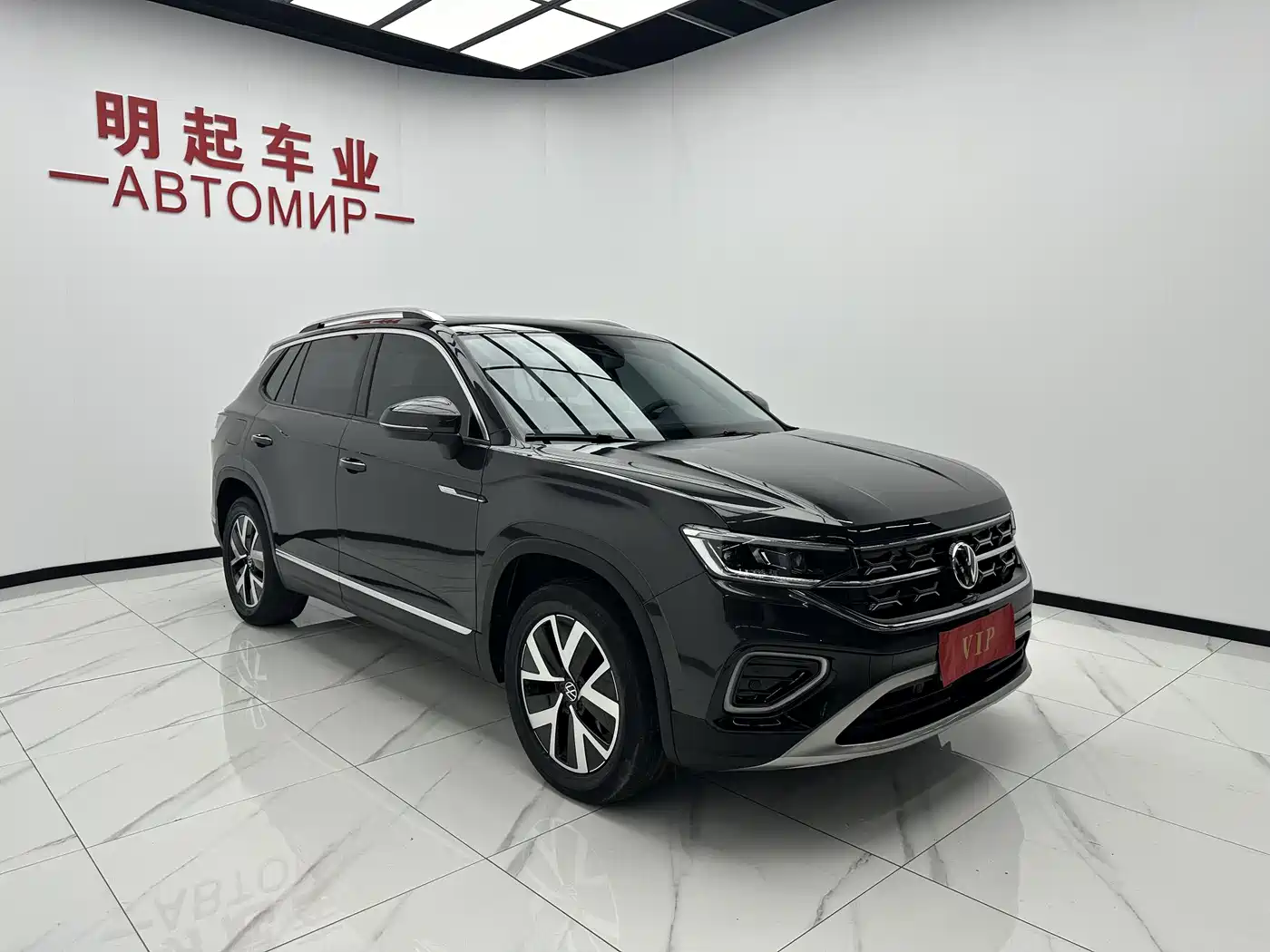 Volkswagen Tayron 2023 280TSI 2WD Luxury Plus Advanced Edition фото 3