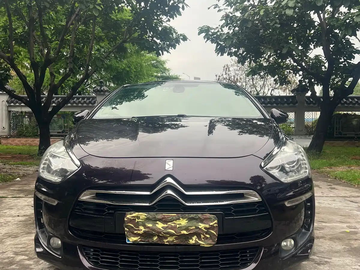 DS 5 2014 2014 1.6T Luxury THP160