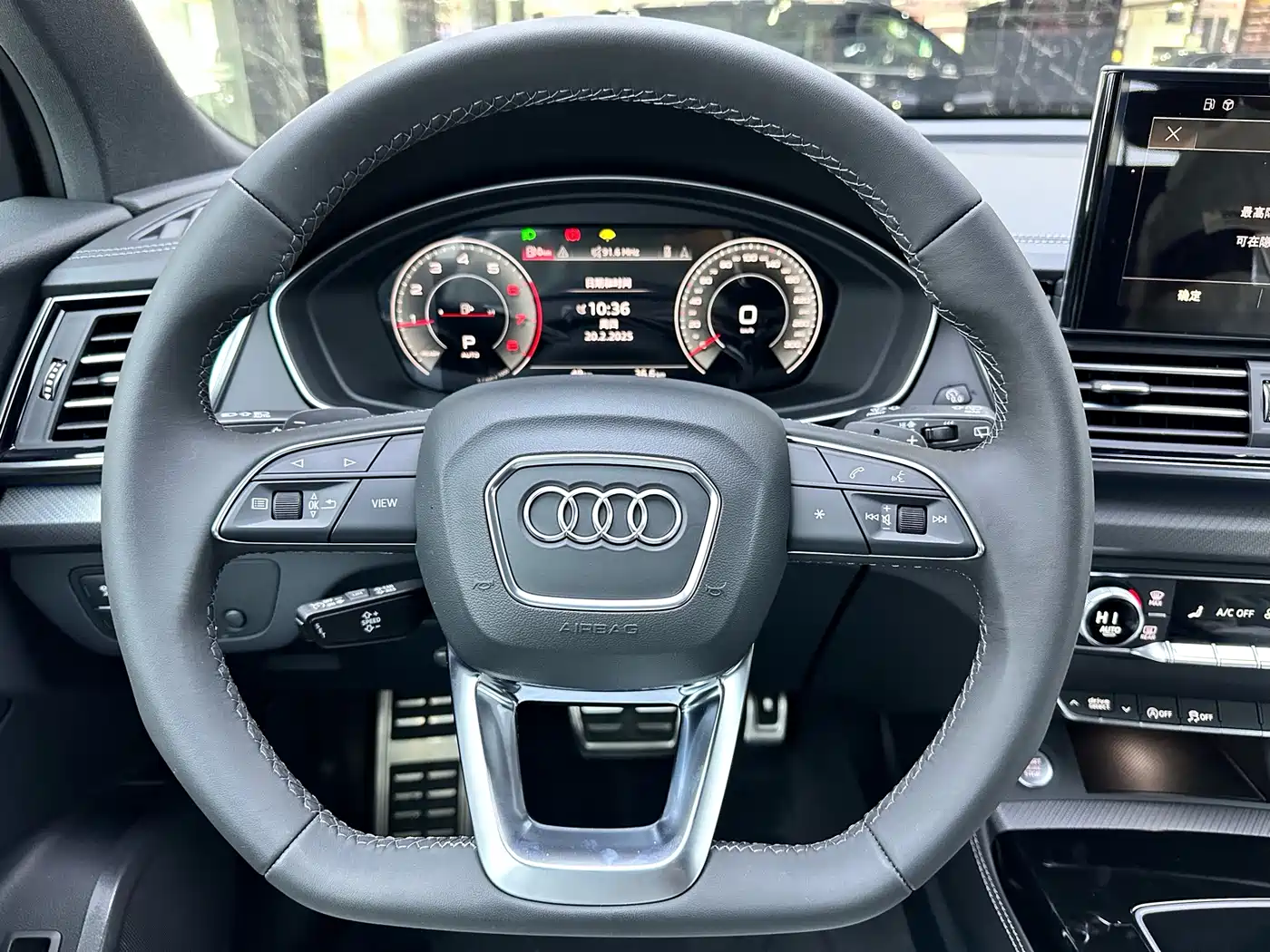 Audi Q5L 2024 Model 40 TFSI Luxury Dynamic фото 9