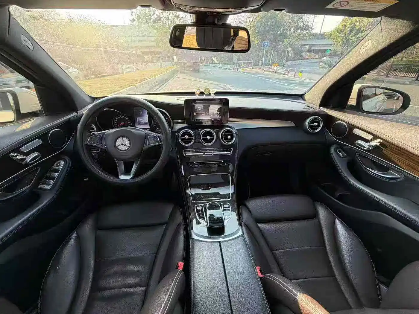 Mercedes-Benz GLC 2016 GLC 260 4MATIC Dynamic фото 9