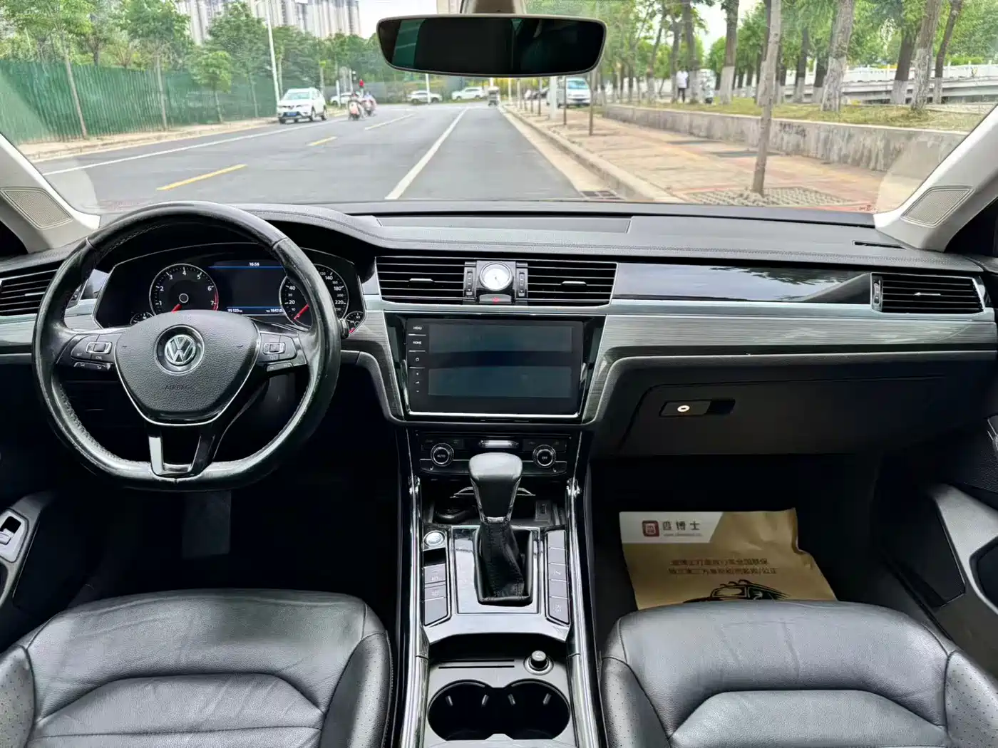 Volkswagen Phideon 2018 380TSI 2WD Luxury Edition фото 6