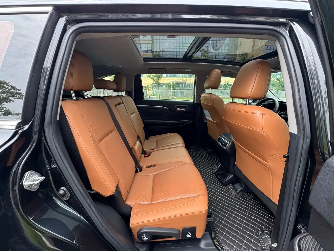 Toyota Highlander 2018 Model 2.0T 4WD Knight Edition 7-Seater China VI фото 11