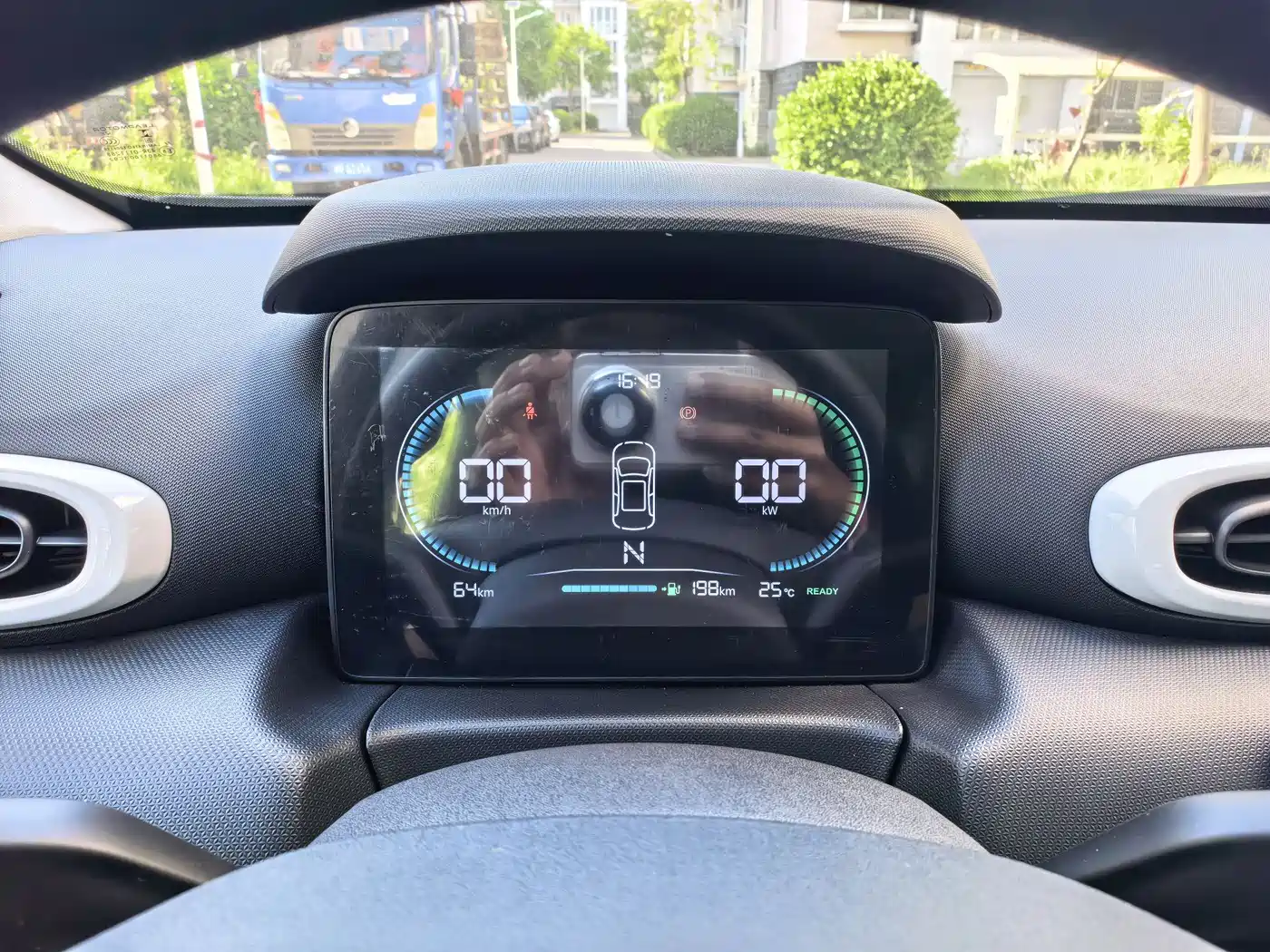 ZERO-RUNNING CAR ZERO RUN T03