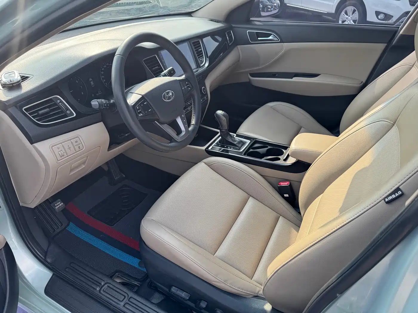 Hyundai Mistra 2014 1.8L Auto Premium DLX фото 8