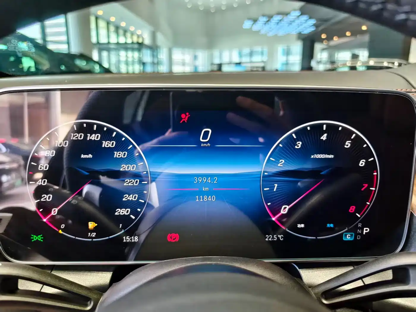 MERCEDES-BENZ GLC