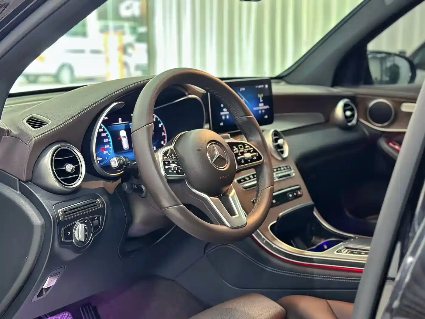 Mercedes-Benz Mercedes-Benz GLC 2020 Facelift GLC 300 L 4MATIC Dynamic 5
