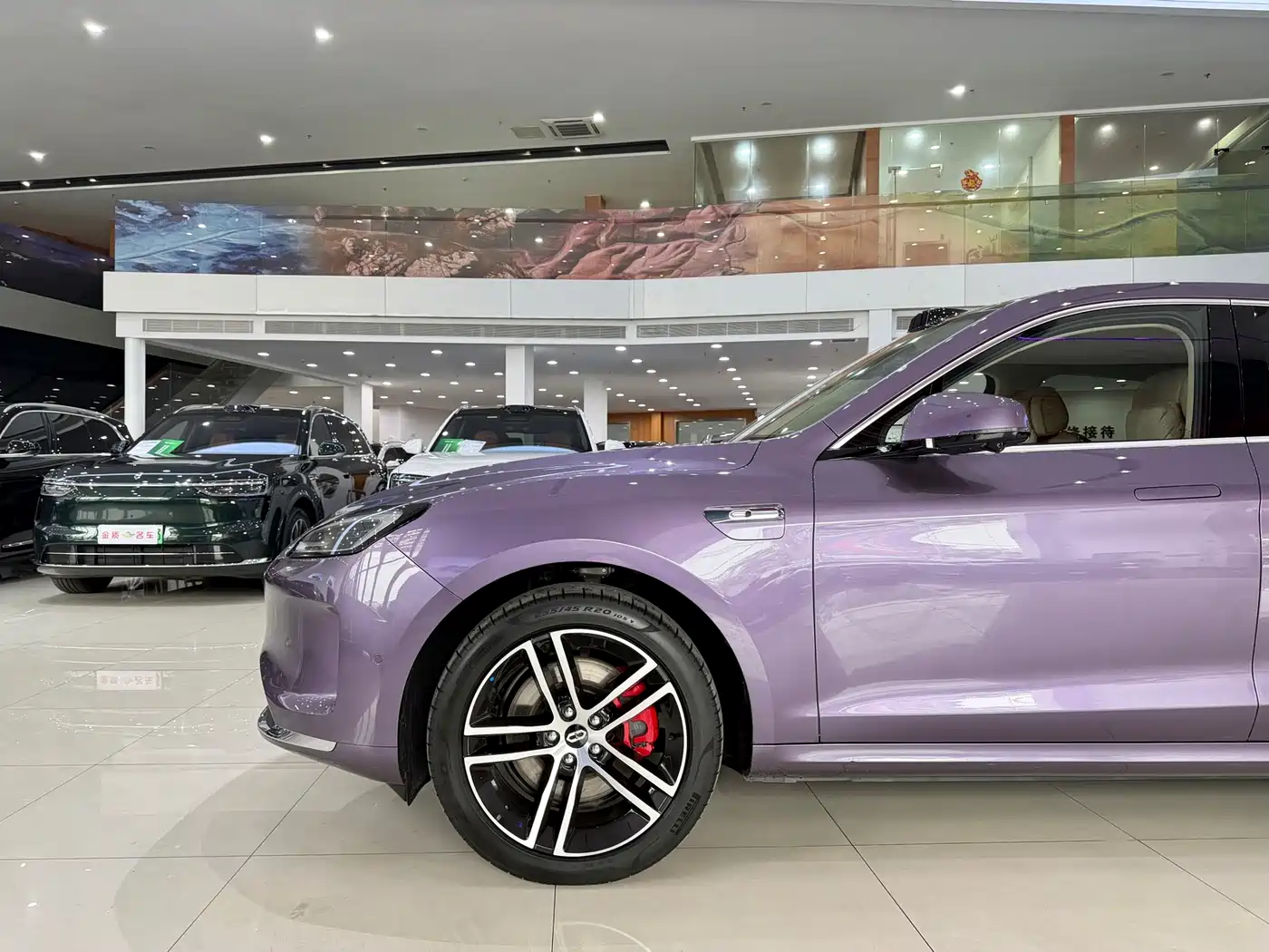 AITO Wenjie AITO M5 2025 Extended Range Ultra AWD фото 4