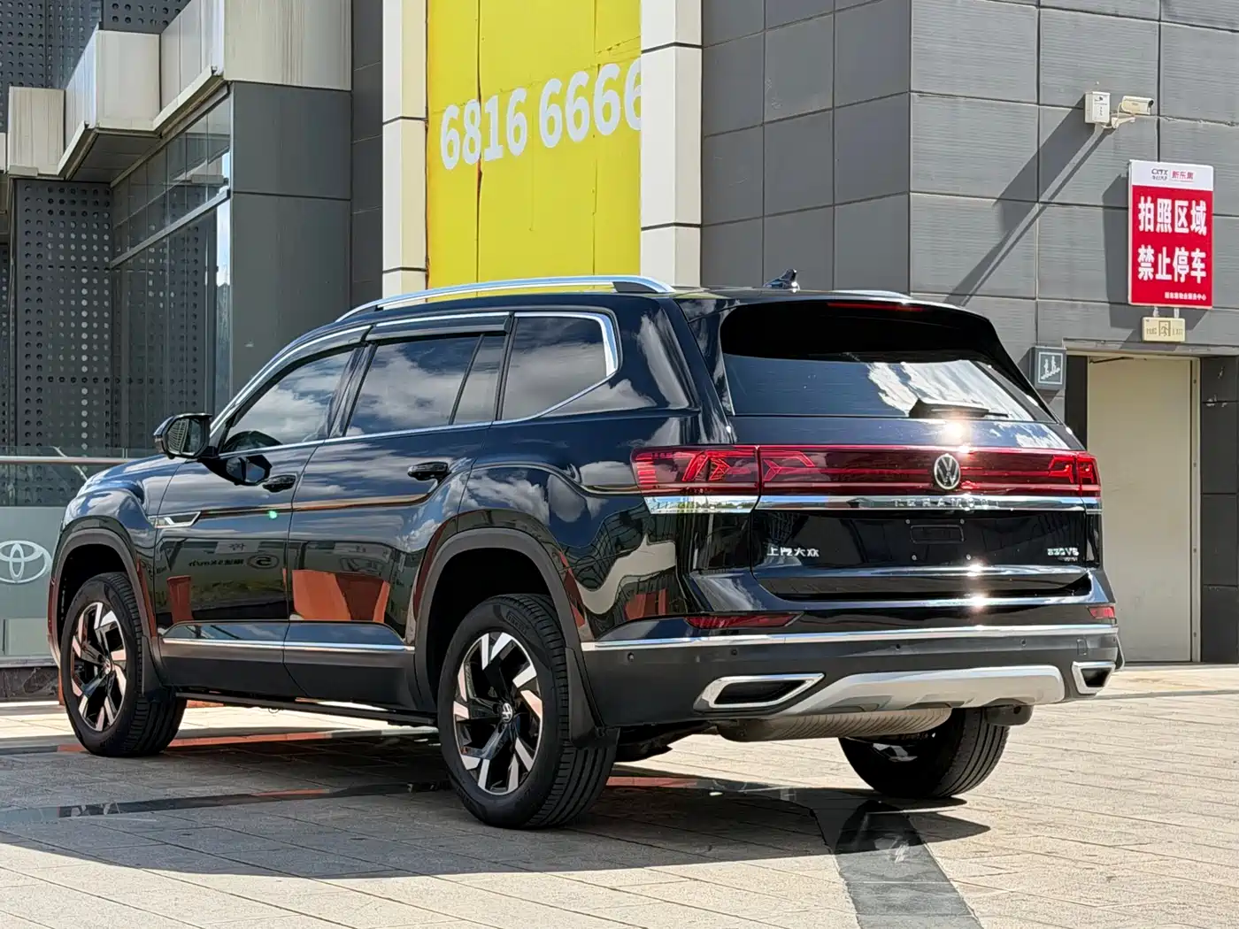 Volkswagen Teramont 2021 380TSI 4WD Premium Luxury Edition фото 4