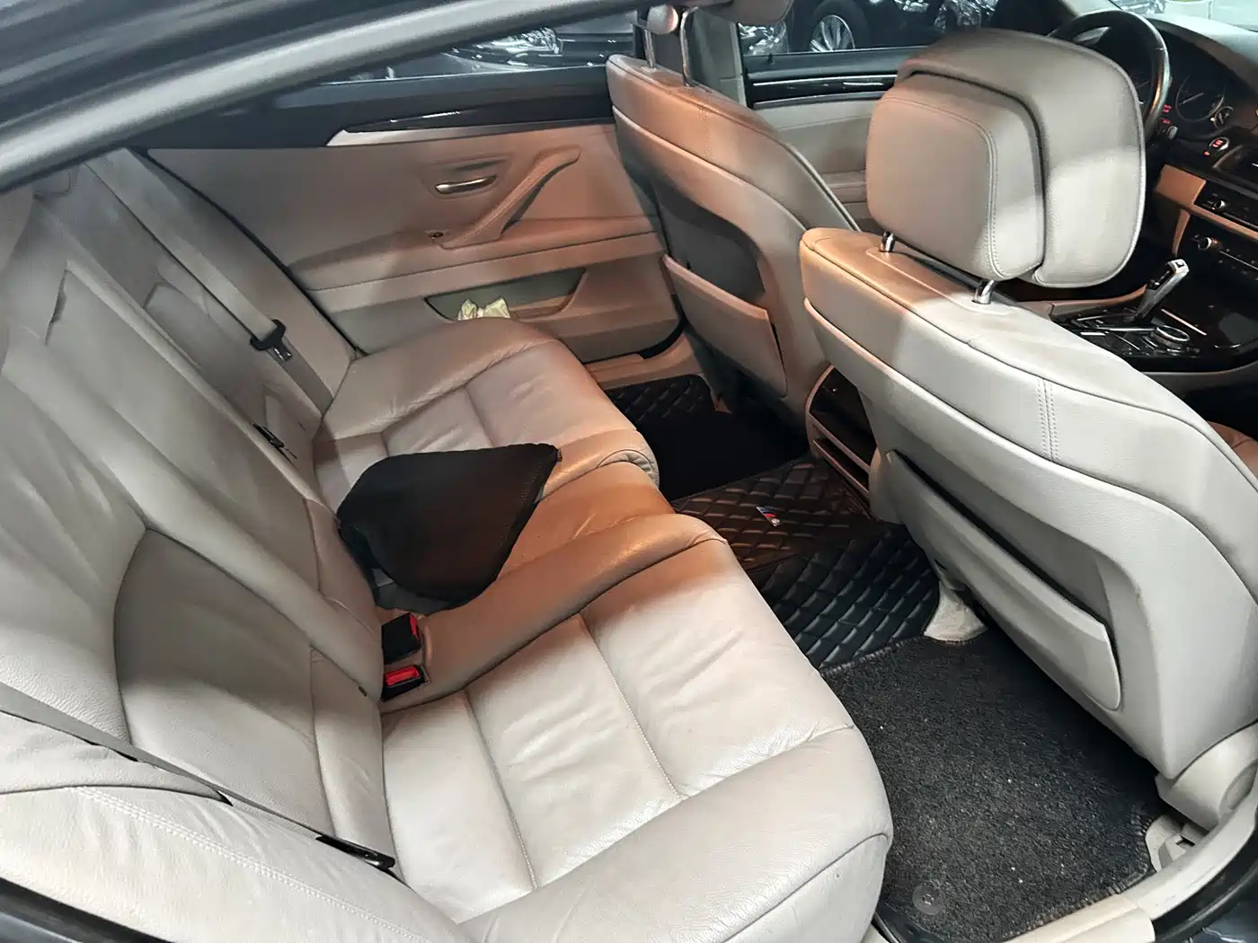 BMW 5 Series 2013 525Li Luxury фото 15