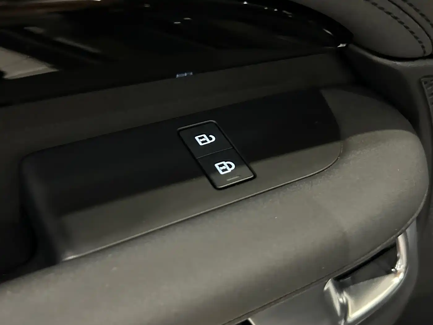 Land Rover Discovery 2024 2024 Model 360PS S