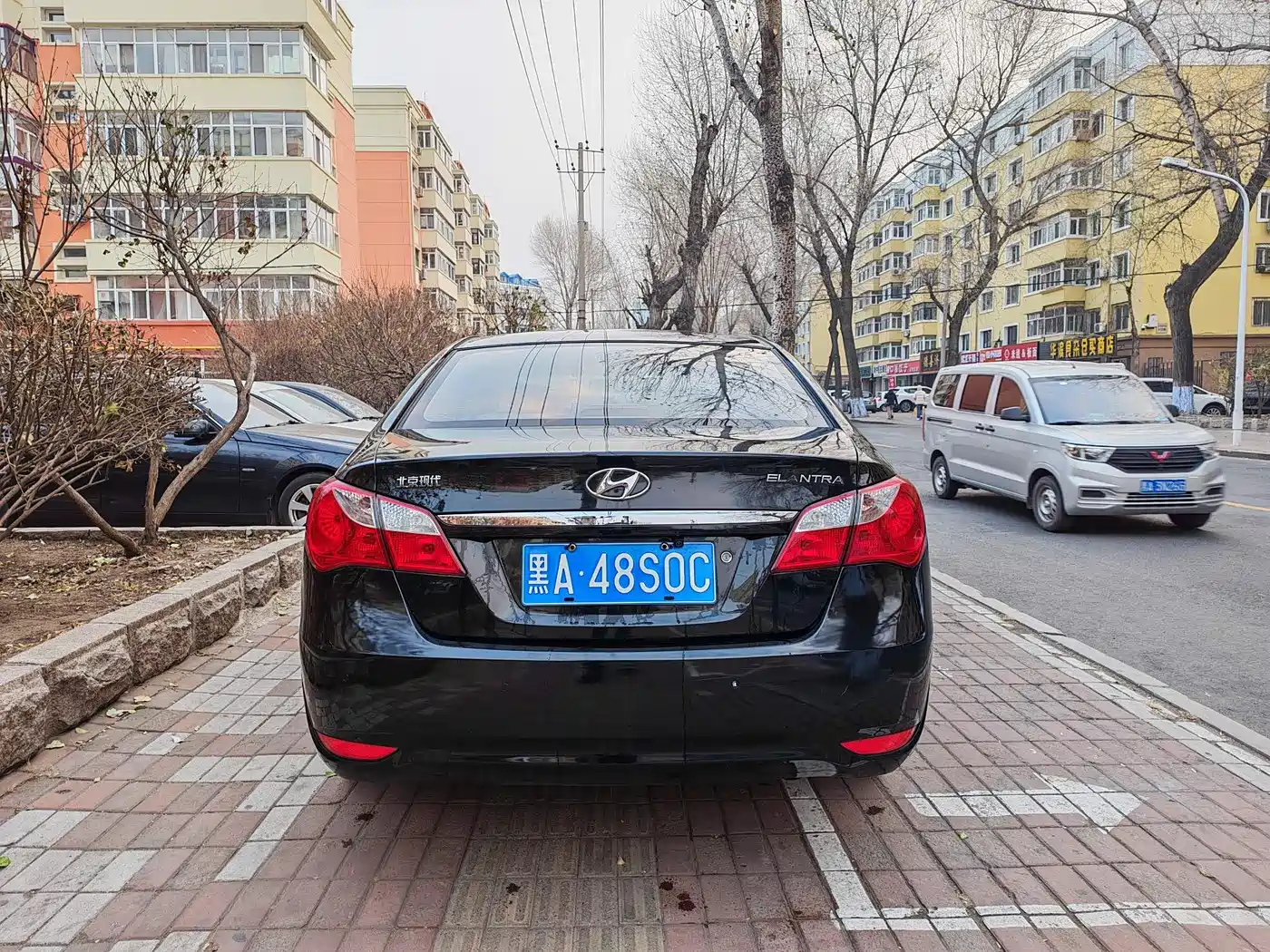 Hyundai Elantra 2015 1.6L Automatic Luxury фото 5
