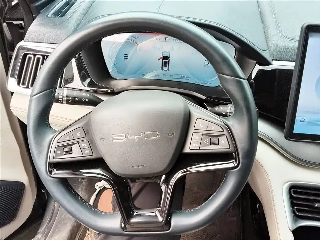 BYD Song PLUS PHEV 2024 Glory Edition DM-i 110km Flagship фото 11