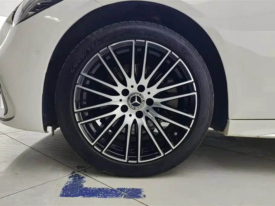 Mercedes-Benz C-Class 2023 Facelift C 200 L Sport Edition фото 6