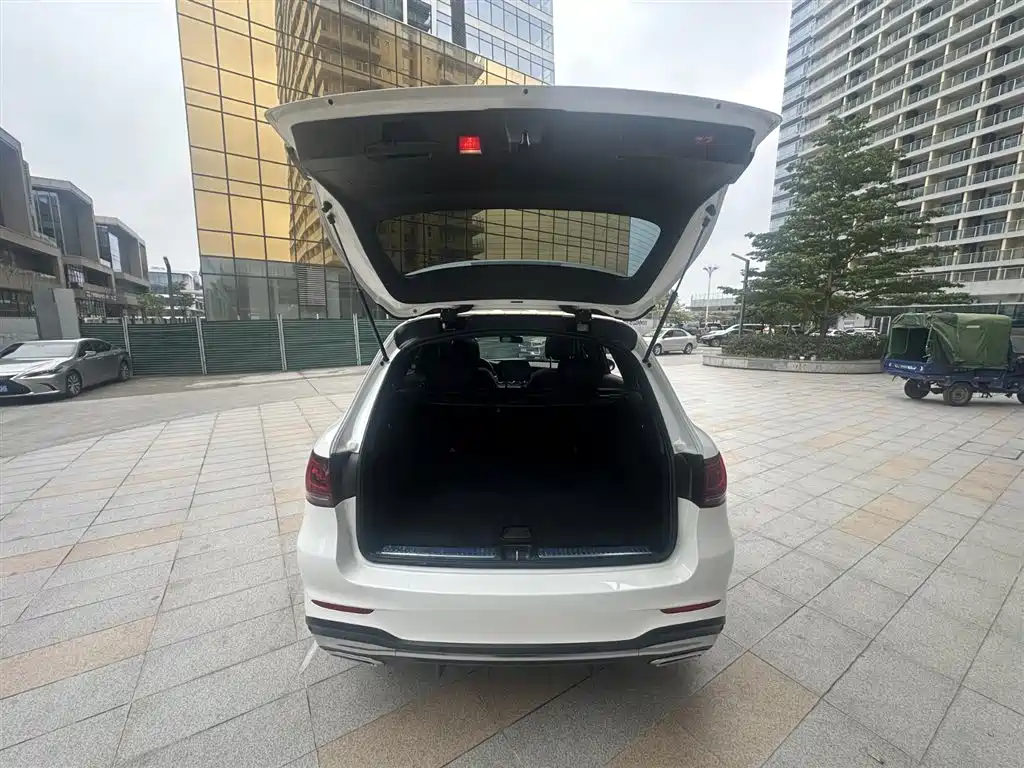Mercedes-Benz GLC 2020 Facelift GLC 260 L 4MATIC Luxury фото 7
