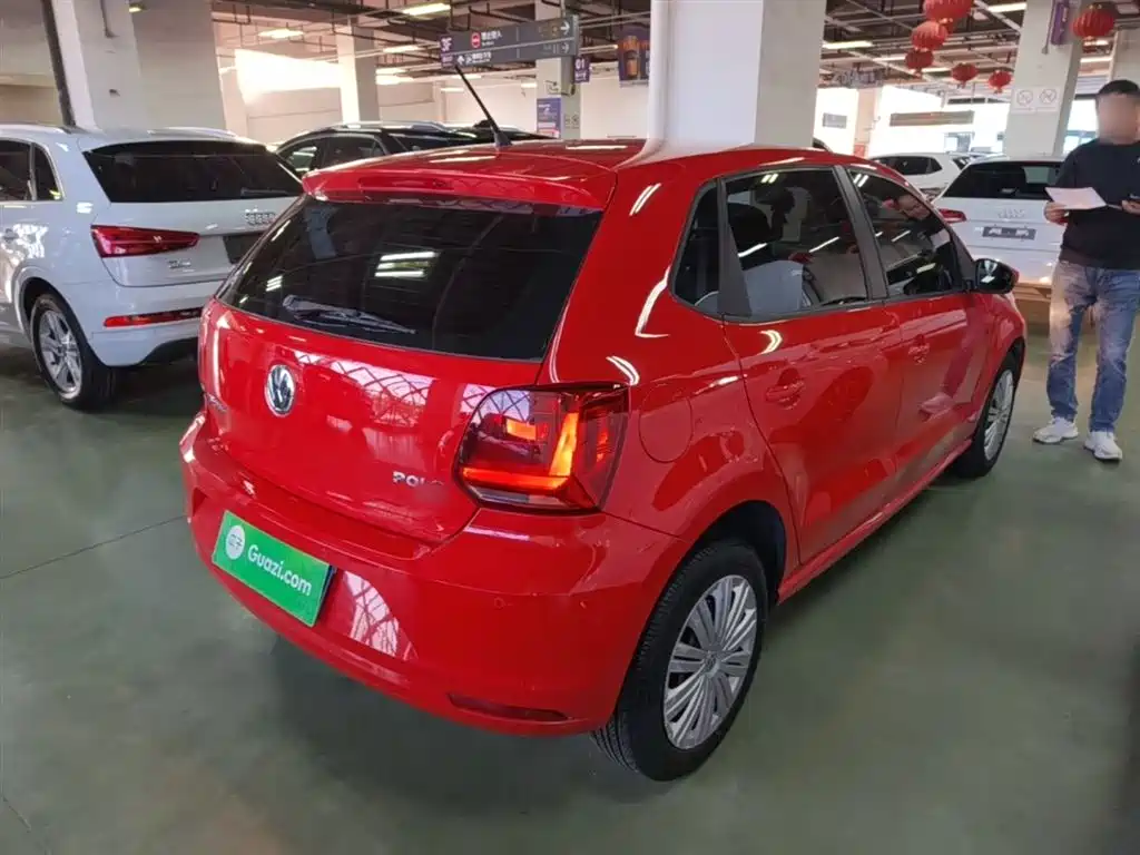 Volkswagen Polo 2016 1.6L Automatic Comfort фото 7