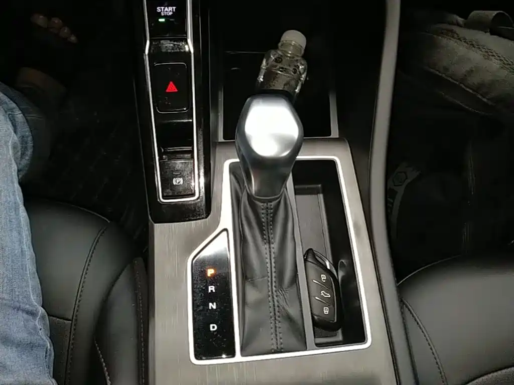Roewe i5 2025 2026 1.5L CVT Luxury
