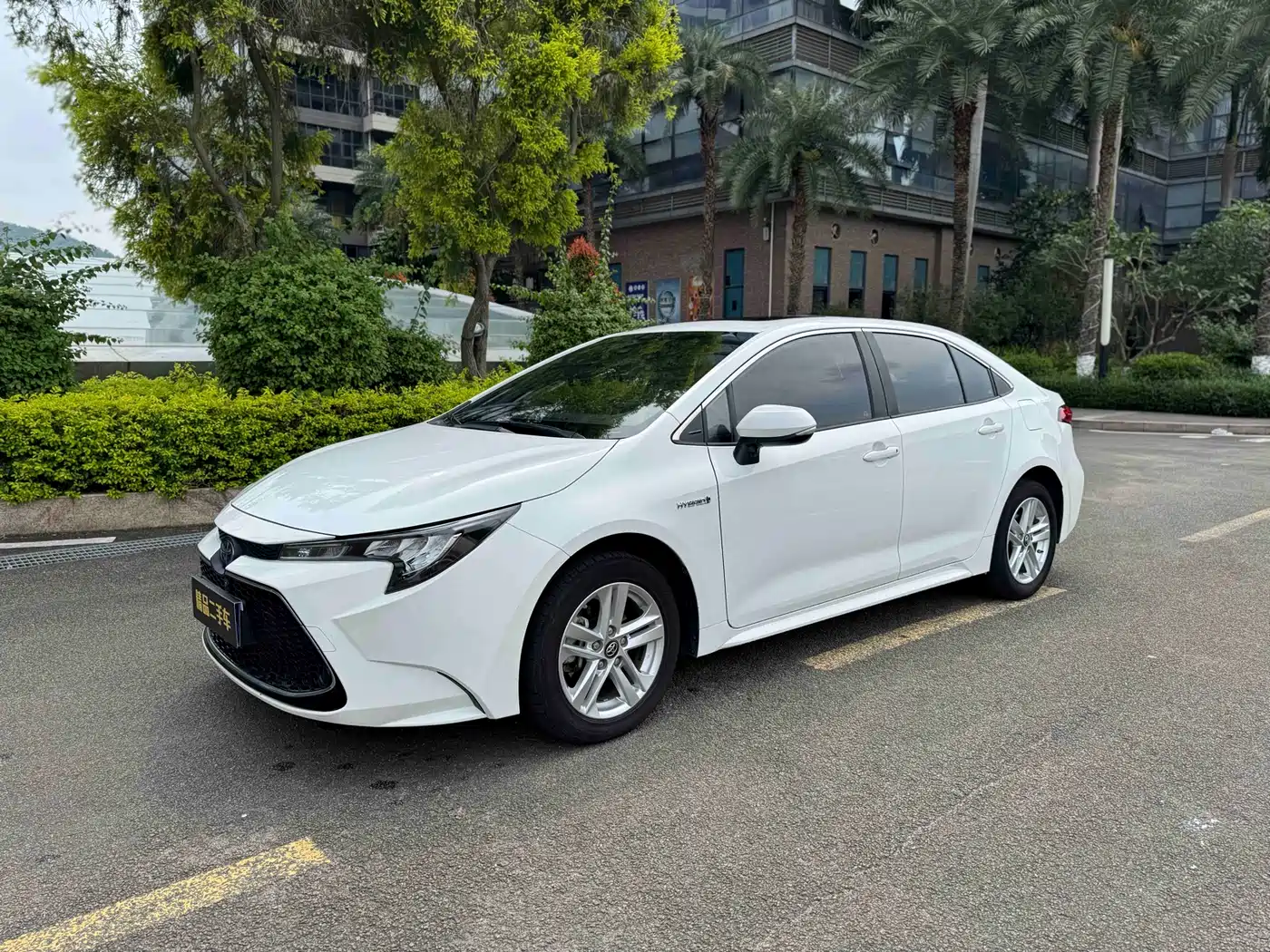 Toyota Levin 2021 Dual Engine 1.8H E-CVT Luxury Edition