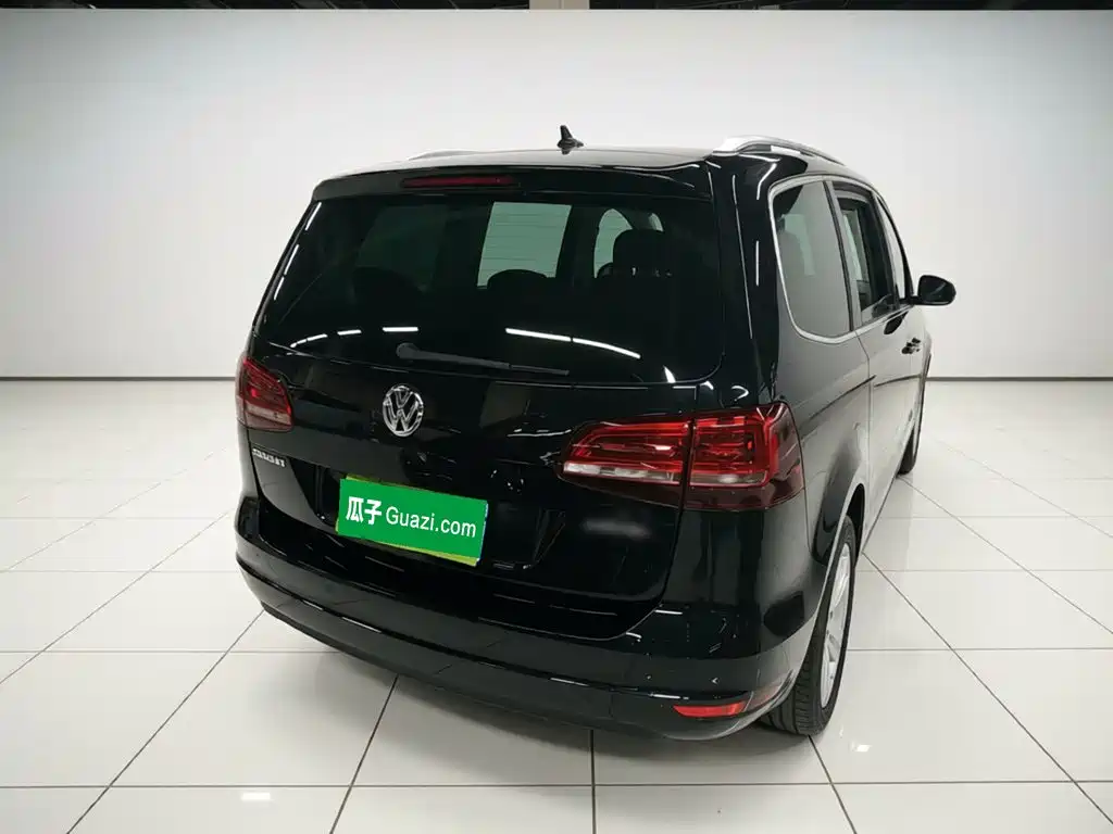 Volkswagen Sharan 2018 2018 380TSI Comfort 7-Seater
