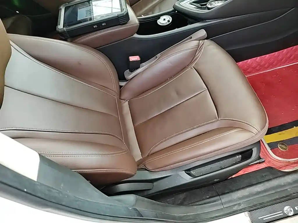 Фото 25 - Buick GL6
