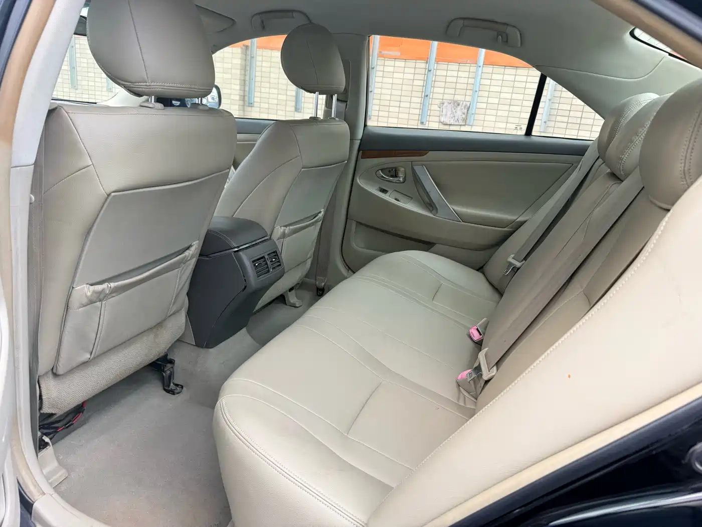 Фото 6 - Toyota Camry