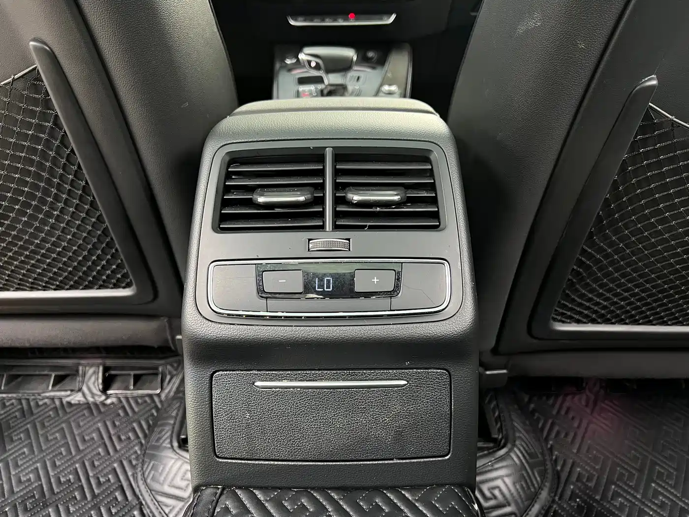 Audi A4L 2020 40 TFSI Luxury Elegance фото 18