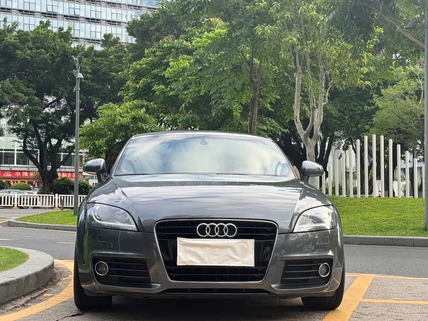Audi TT 2011 TT Coupe 2.0TFSI фото 2