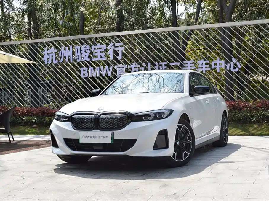 BMW i3 2025 eDrive 40 L Shadow Night Package